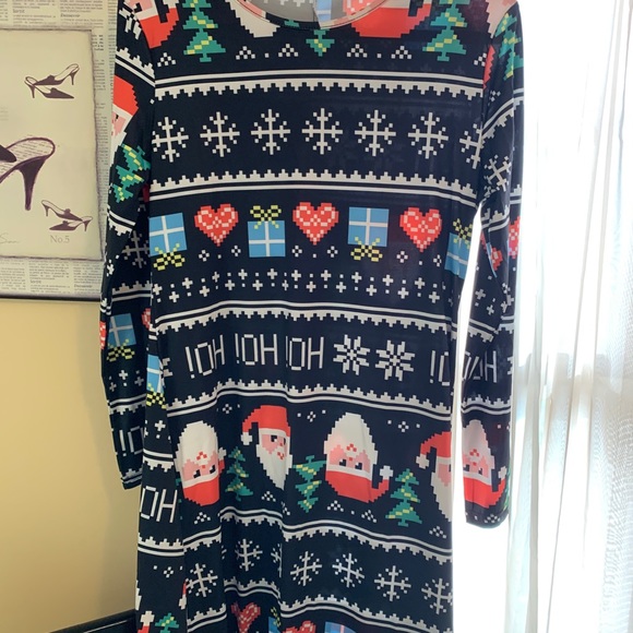 LADIES SANTA 🎅 “HOHOHO” PRINT DRESS NWOT L… - Picture 11 of 16